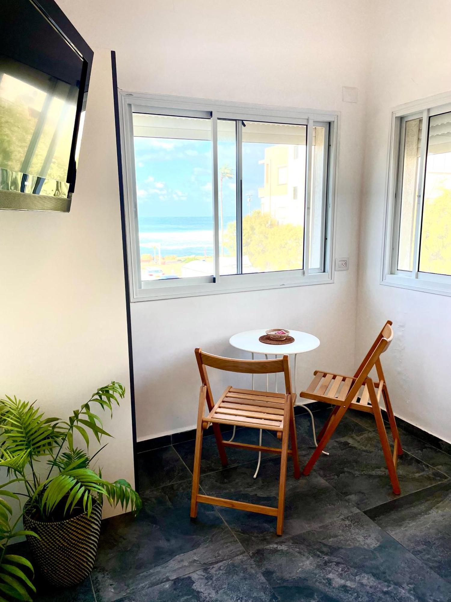 Sea View Cozy Apartment Haifa Exteriör bild